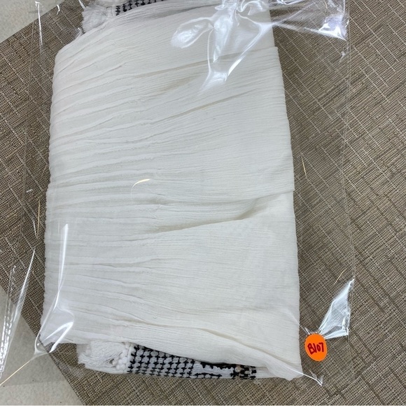 J. CREW Women’s White & Black Embroidered Gauzy BOHO Mini Skirt Sz XS - Picture 10 of 10